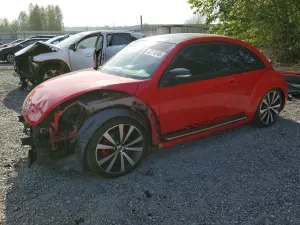 Volkswagen Beetle 2.0L 4 2013