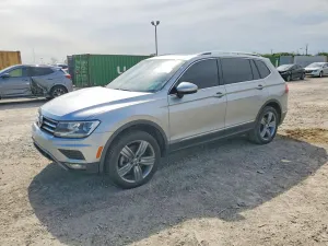 Volkswagen Tiguan 2.0L 4 2021