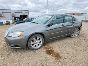 Chrysler 200 2.4L 4 2013