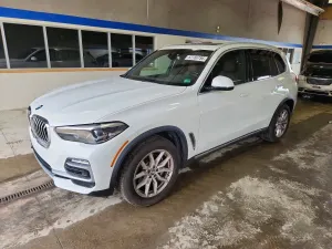 BMW X5 3.0L 6 2021