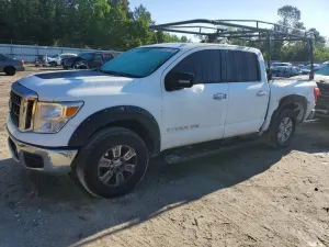 Nissan Titan 5.6L 8 2018