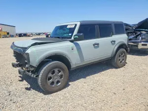 Ford Bronco 2.3L 4 2022