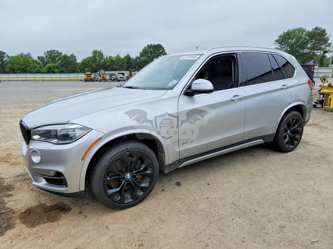 BMW X5 4.4L 8 2016