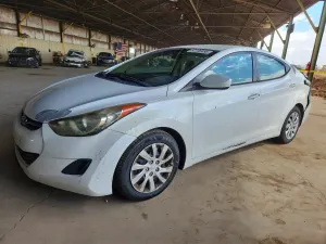 Hyundai Elantra 1.8L 4 2013