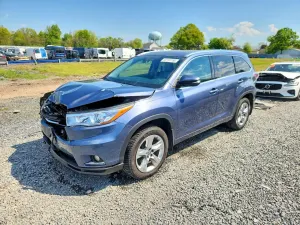 Toyota Highlander 3.5L 6 2016
