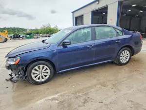 Volkswagen Passat 1.8L 4 2015