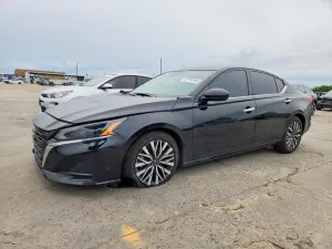 Nissan Altima 2.5L 4 2024