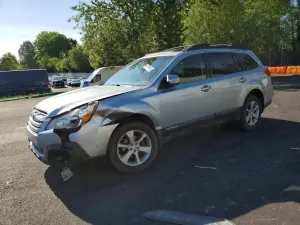 Subaru Outback 2.5L 4 2013
