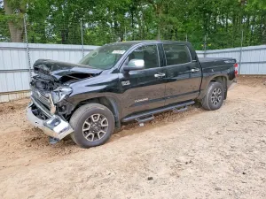 Toyota Tundra 5.7L 8 2019