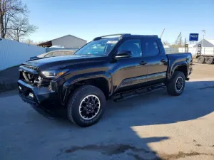 Toyota Tacoma 2.4L 4 2026