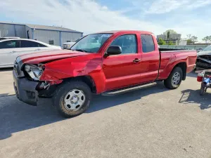 Toyota Tacoma 2.7L 4 2013
