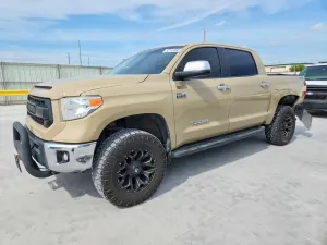 Toyota Tundra 5.7L 8 2017