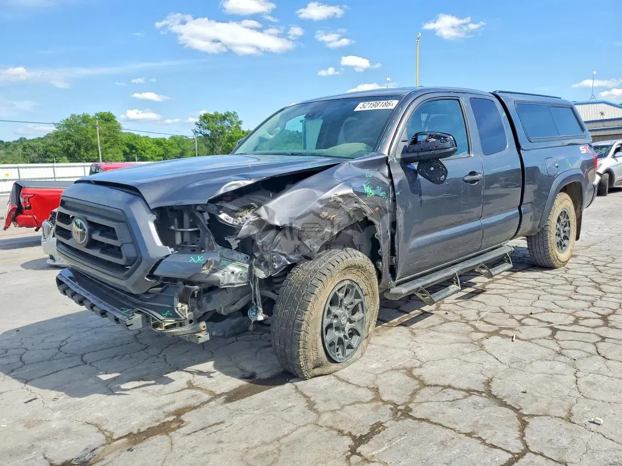 Toyota Tacoma 2.7L 4 2021