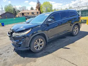 Toyota Highlander 3.5L 6 2015
