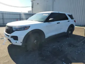 Ford Explorer 3.3L 6 2021