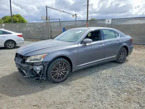 Lexus LS 4.6L 8 2013