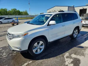 Toyota Highlander 3.5L 6 2013
