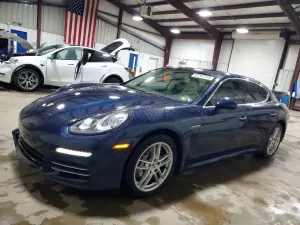 Porsche Panamera 3.0L 6 2014
