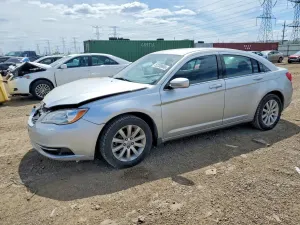 Chrysler 200 2.4L 4 2012