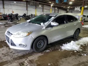 Ford Focus 2.0L 4 2012