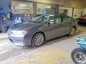Lexus ES 3.5L 6 2013