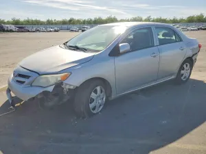Toyota Corolla 1.8L 4 2013