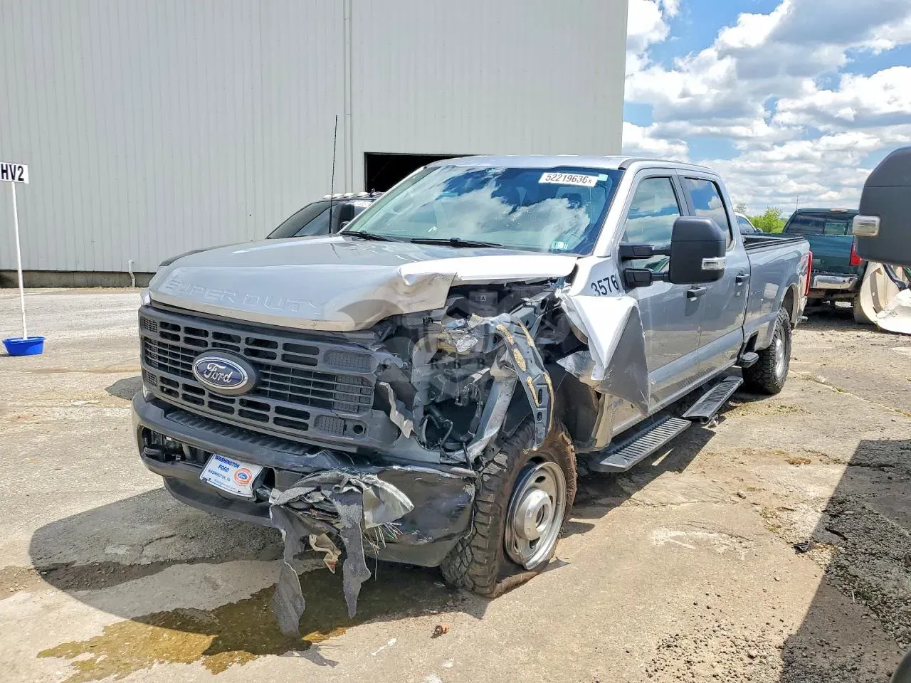 Ford F-250 6.8L 8 2024