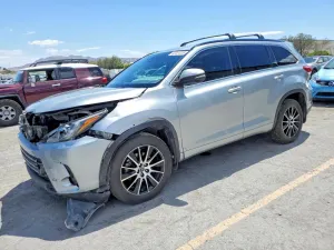 Toyota Highlander 3.5L 6 2017
