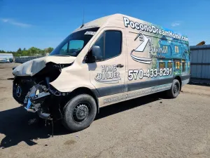 Mercedes-Benz Sprinter 2.0L 4 2024