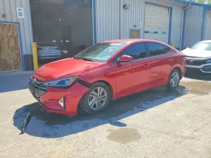 Hyundai Elantra 2.0L 4 2020