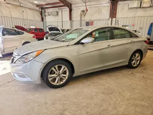 Hyundai Sonata 2.0L 4 2012