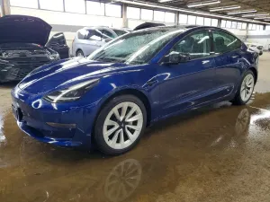 Tesla Model 3 2022
