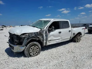 Ford F-250 6.7L 8 2017