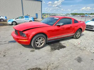 Ford Mustang 4.0L 6 2005