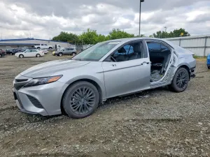 Toyota Camry 2.5L 4 2020