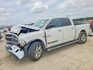 RAM 1500 5.7L 8 2014