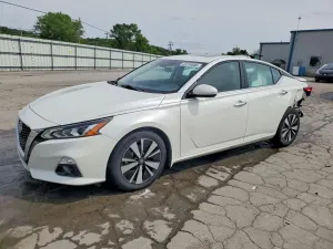 Nissan Altima 2.5L 4 2022