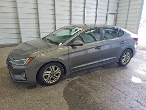 Hyundai Elantra 2.0L 4 2019