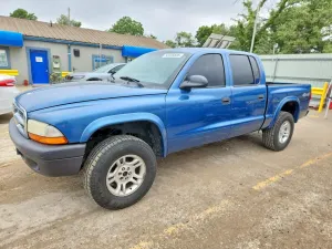 Dodge Dakota 4.7L 8 2004