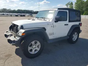 Jeep Wrangler 3.6L 6 2021