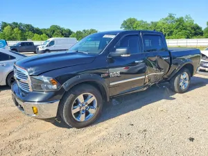 RAM 1500 5.7L 8 2015