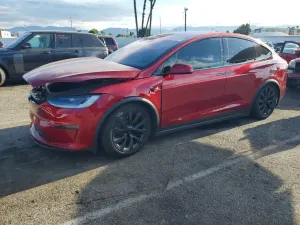 Tesla Model X 2024