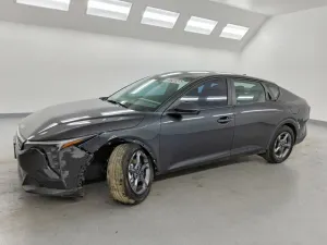 Kia K4 2.0L 4 2025
