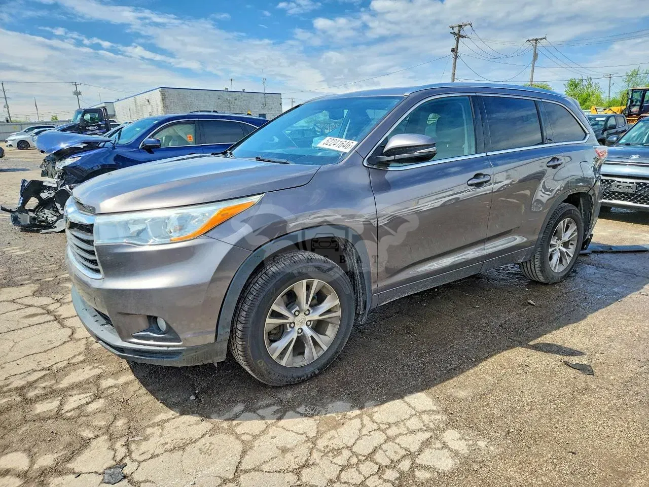 Toyota Highlander 3.5L 6 2015