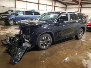 Toyota Highlander 2.4L 4 2024