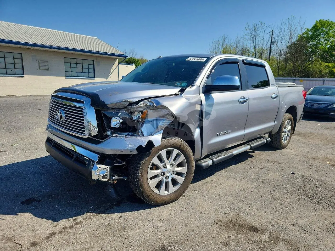 Toyota Tundra 5.7L 8 2011