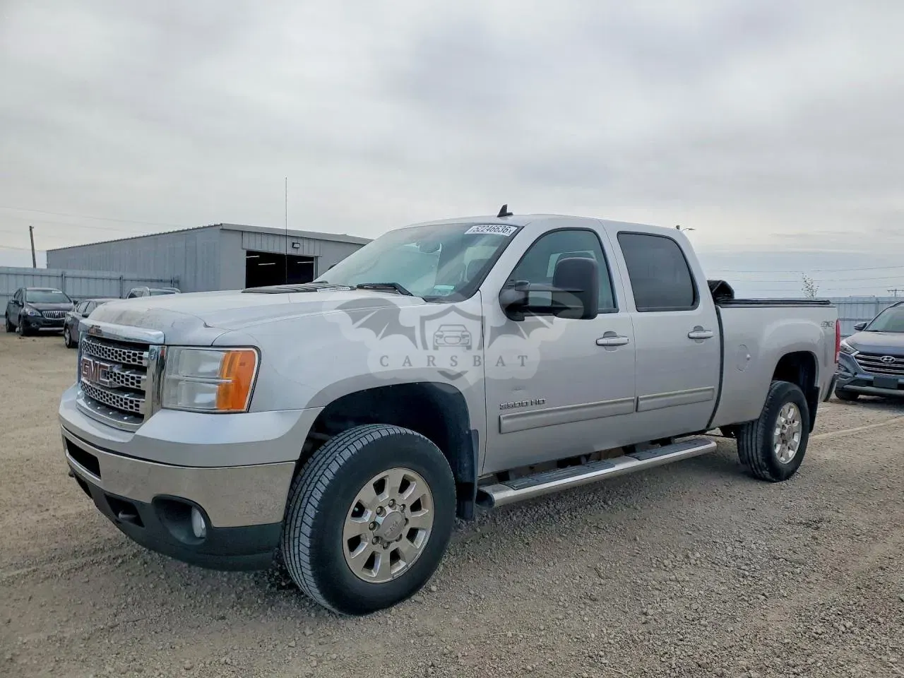 GMC Sierra 6.6L 8 2013