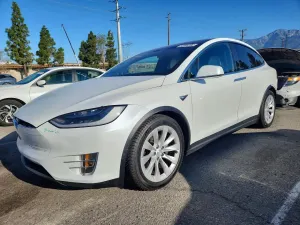 Tesla Model X 2018