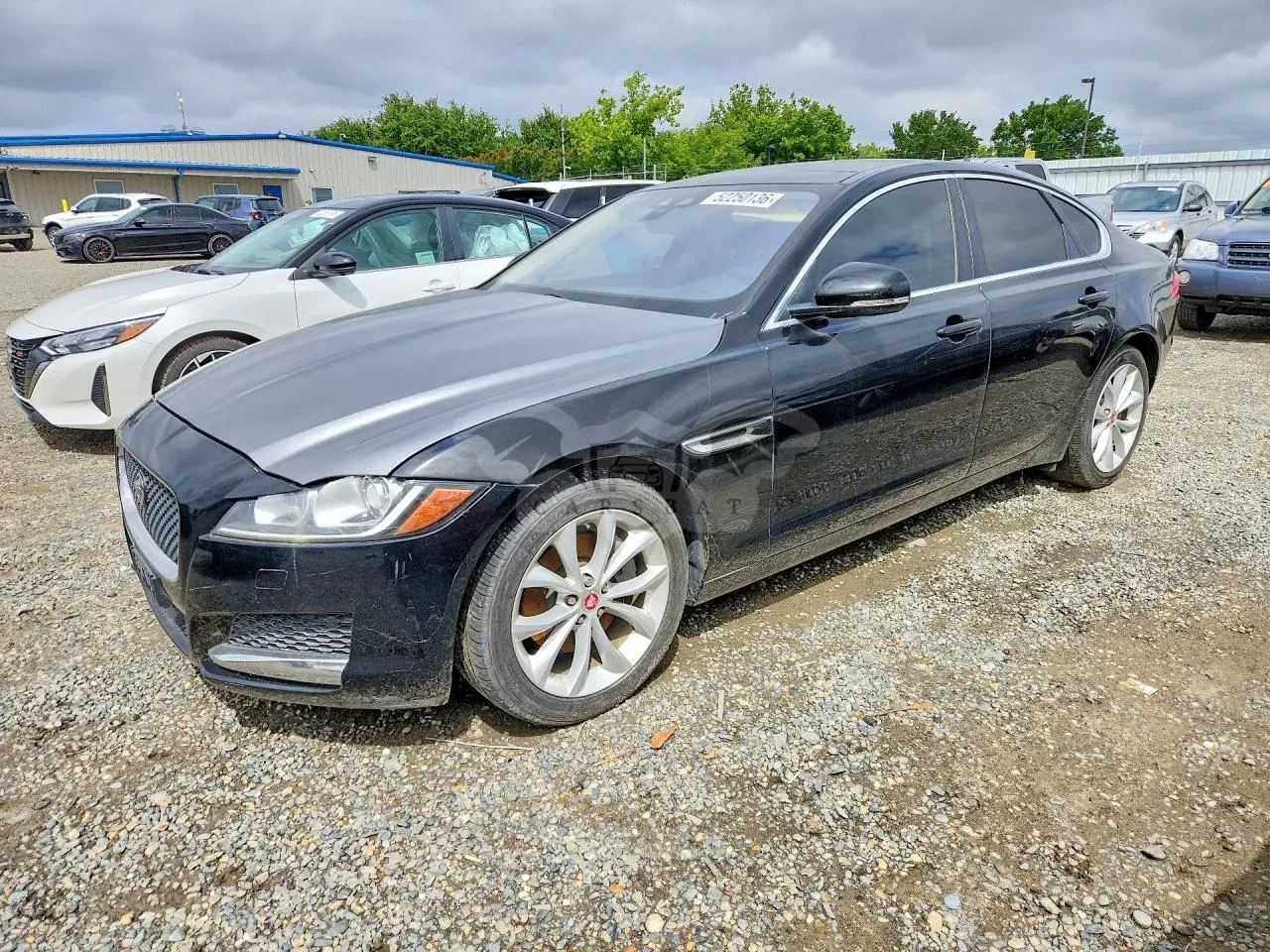 Jaguar XF 2.0L 4 2017