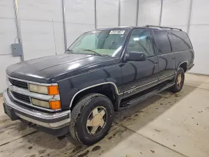 Chevrolet Suburban 5.7L 8 1999